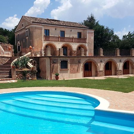Agriturismo Masseria Fonte Di Maroglio Castrovillari Exterior photo