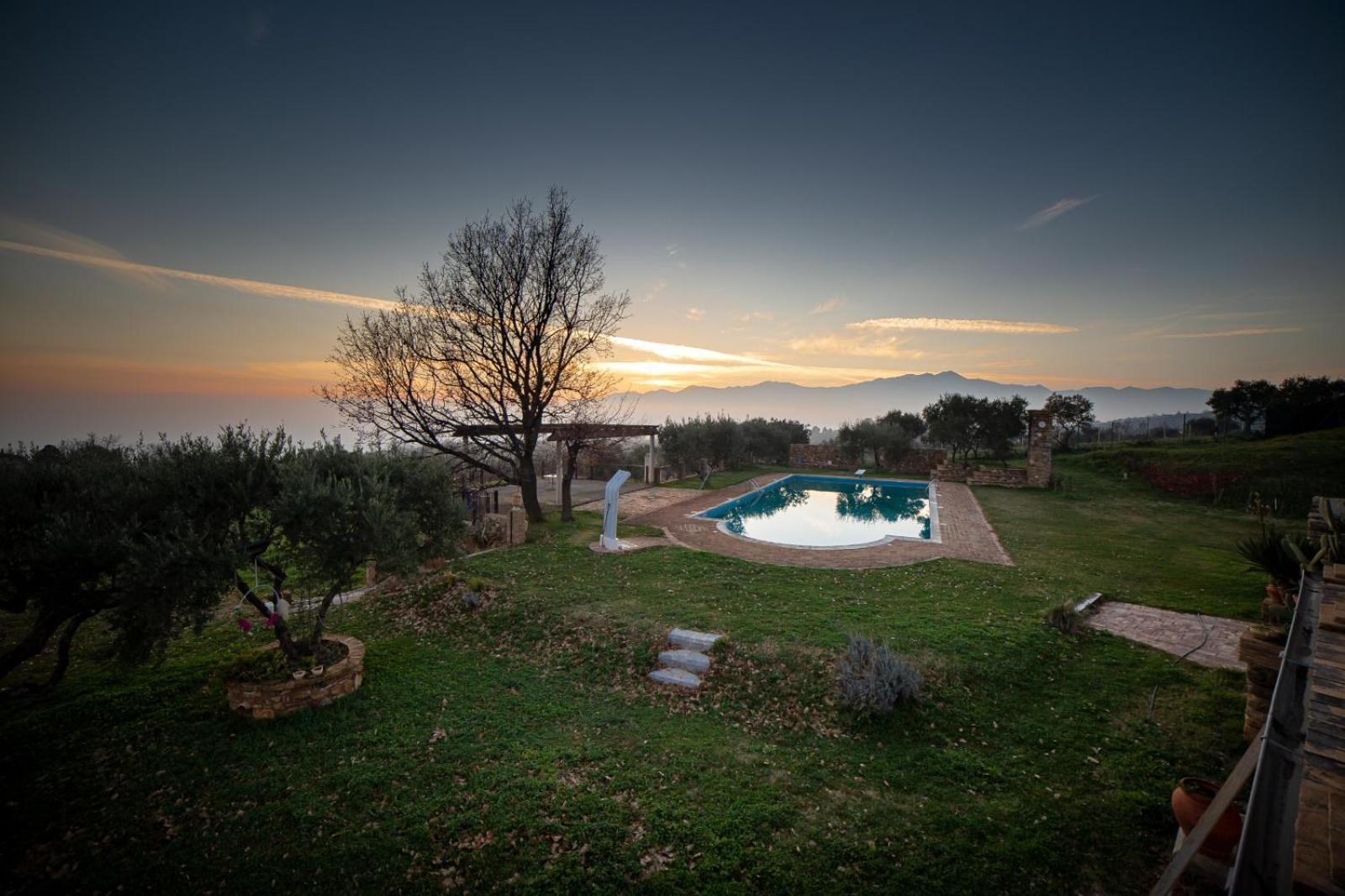 Agriturismo Masseria Fonte Di Maroglio Castrovillari Exterior photo