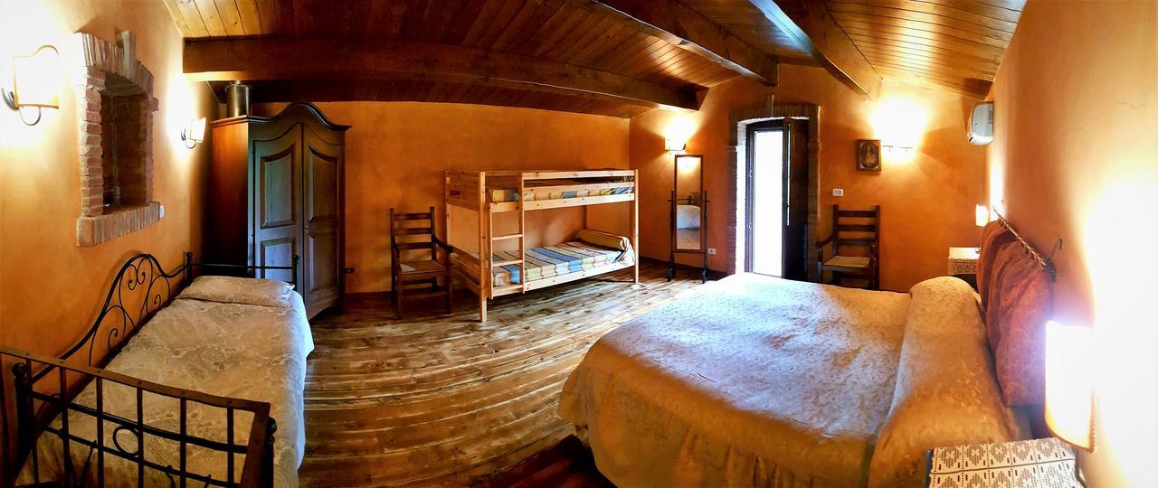 Agriturismo Masseria Fonte Di Maroglio Castrovillari Exterior photo